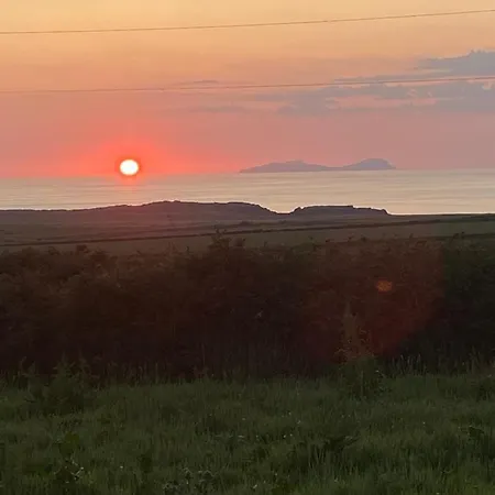 Ocean View - جزيرة فالينتيا